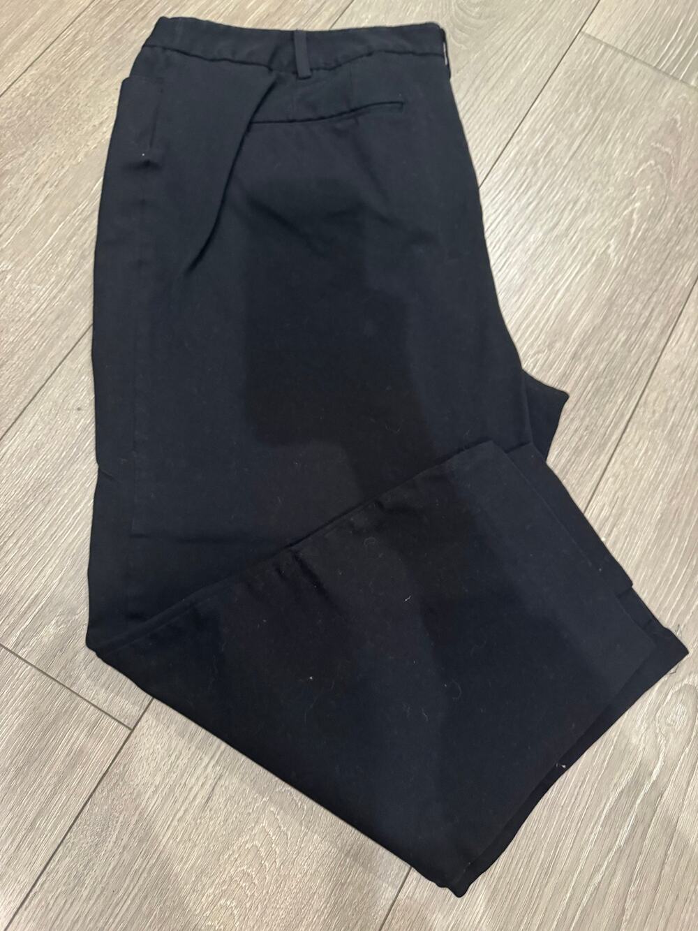 Lane Bryant Black Stretch Capri Pants Women’s Size 16